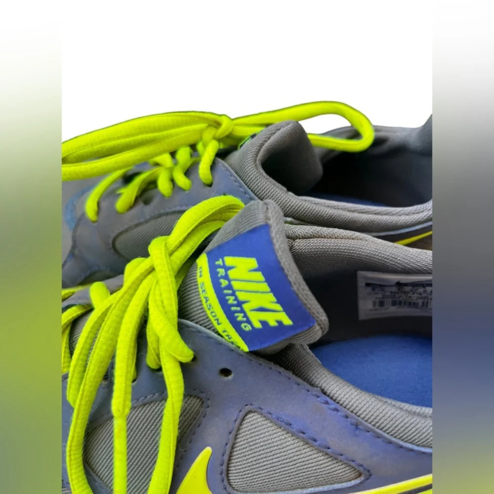 Women’s Nike Training TR2 Shoes- Grey/Volt